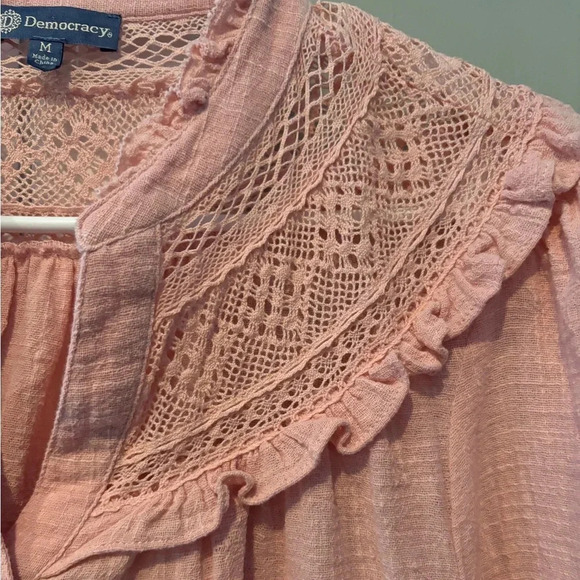 DEMOCRACY EUC WOMENS PEACH SHIRT TOP TSHIRT BLOUSE FALL WINTER CASUAL SIZE M - Picture 5 of 6